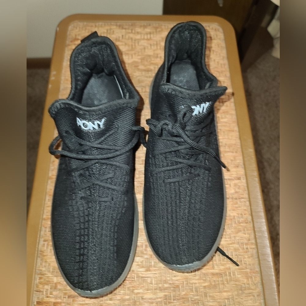 Pony sneakers sz 8 black